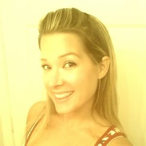 Meet your Posher, Shana